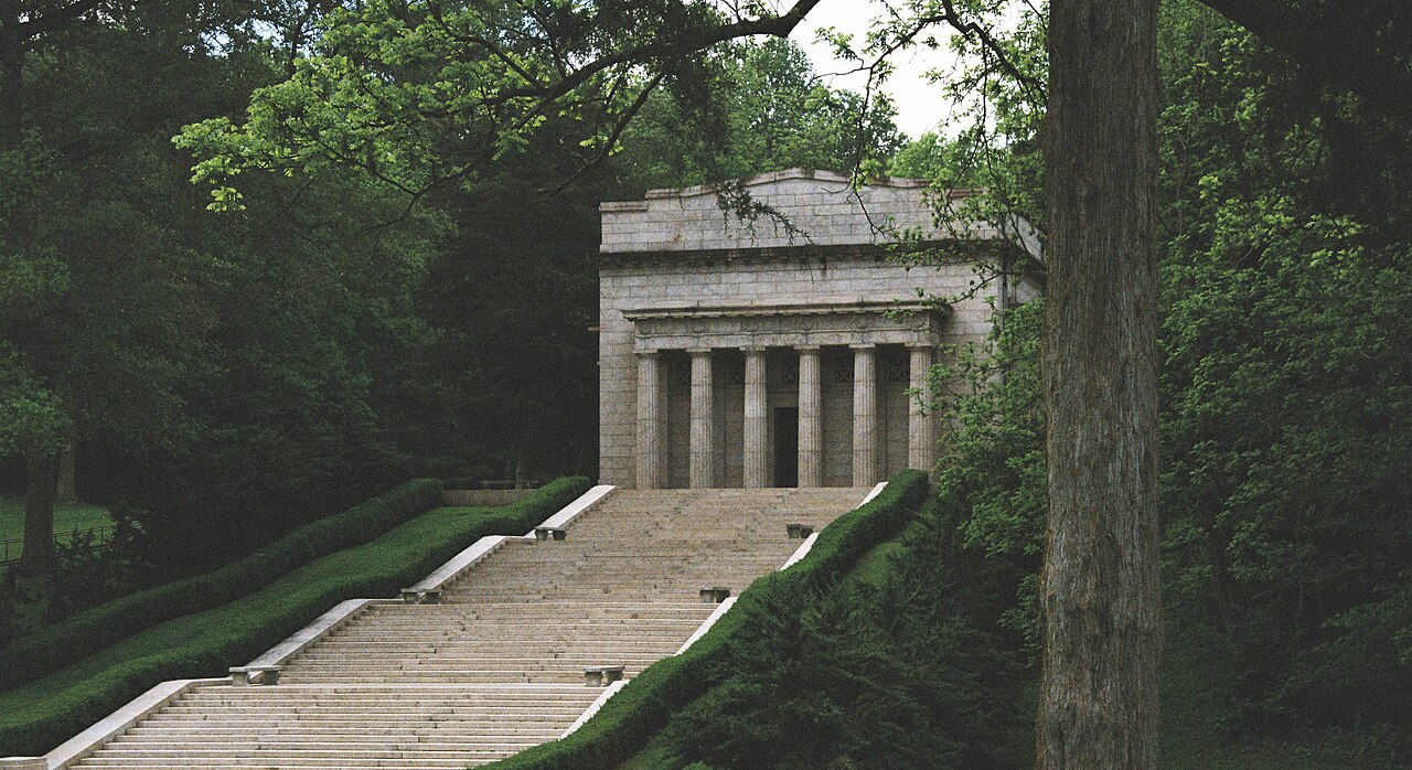 Abraham Lincoln Birthplace memorial