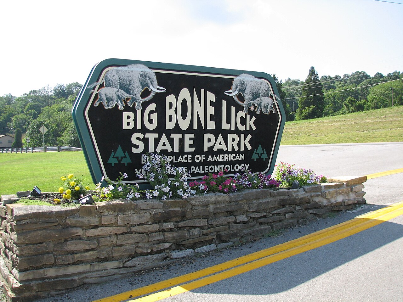 Big Bone Lick State Park entrance sign, Boone County