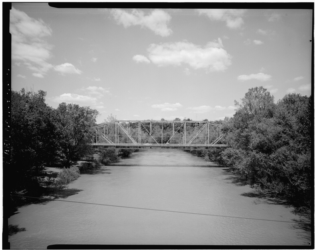 Bridge over the Cumberland River at Williamsburg, Whitley County (HAER survey photo)—the river that bounded the 1805 cession in Kentucky; a modern stand-in
